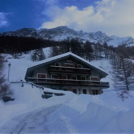 ホテルMaison Des Myrtilles ヴァルグリゼンケ エクステリア 写真